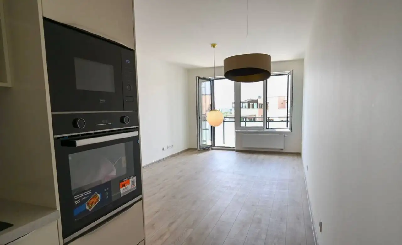 Pronájem nadstandardního bytu 2+kk 60,4 m², Strašnice – Strančická