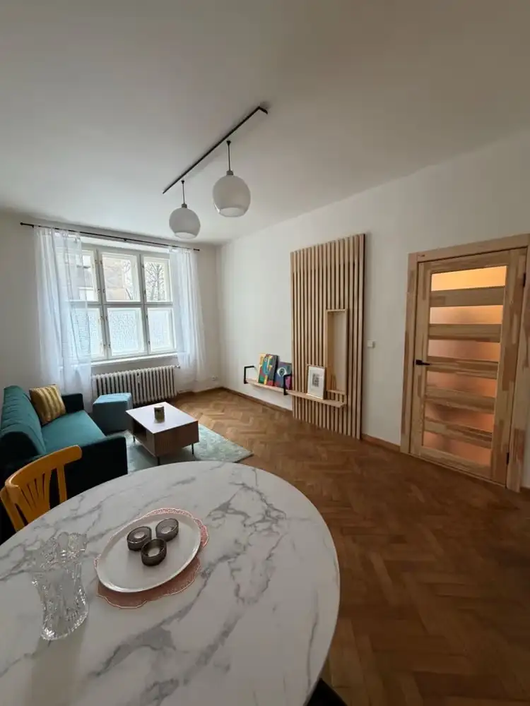Pronájem bytu 2+1 52 m², Praha – Žižkov (Baranova)
