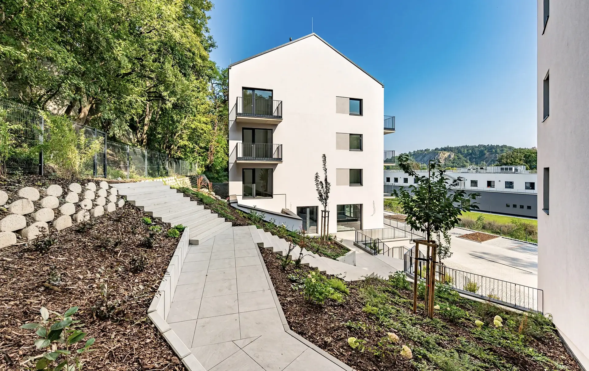 Pronájem bytu 1+kk 26 m² v rezidenci DUO Hlubočepy, Praha 5