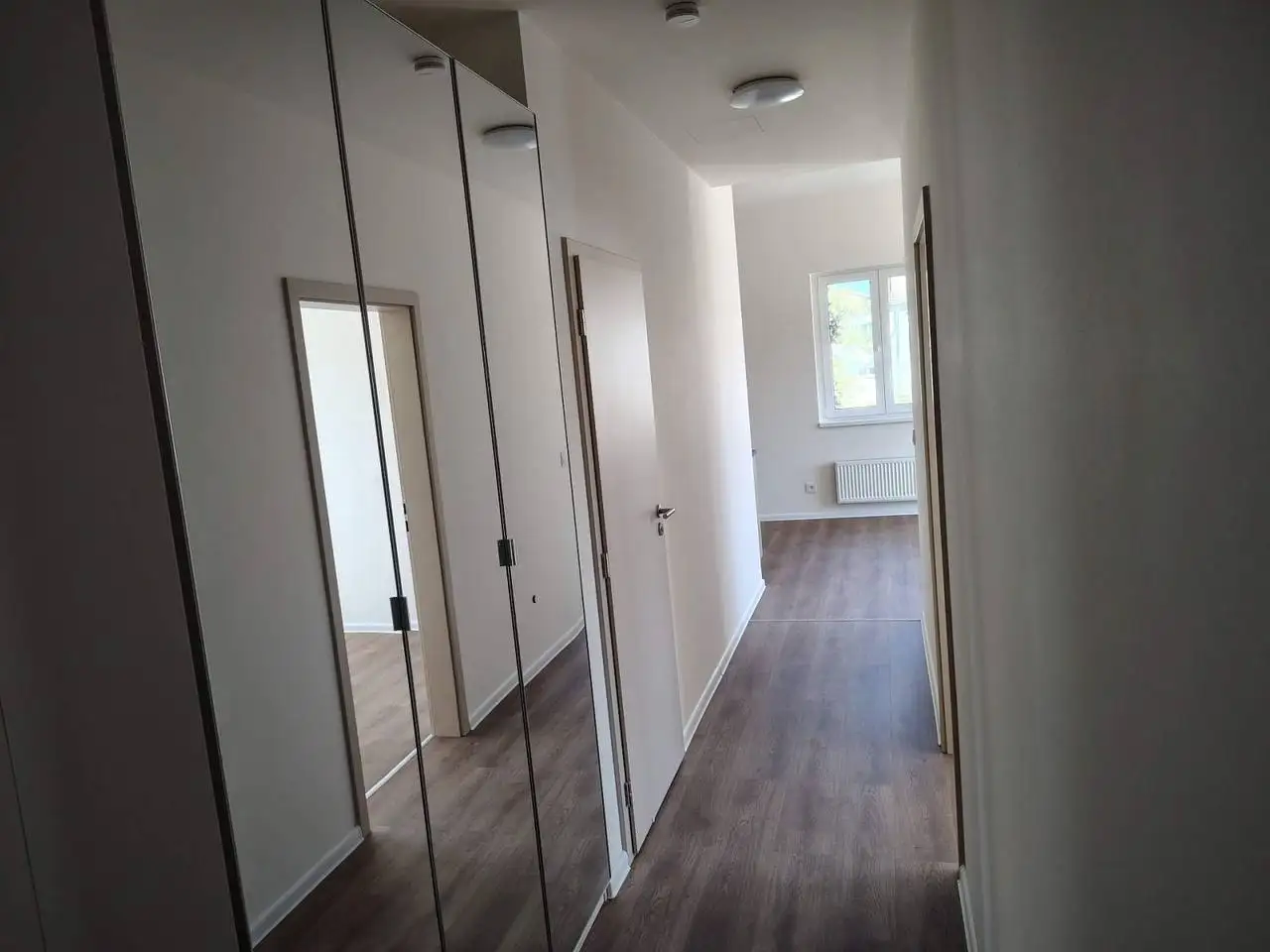 Pronájem bytu 2+kk s terasou 26 m², Praha 15 – Hostivař