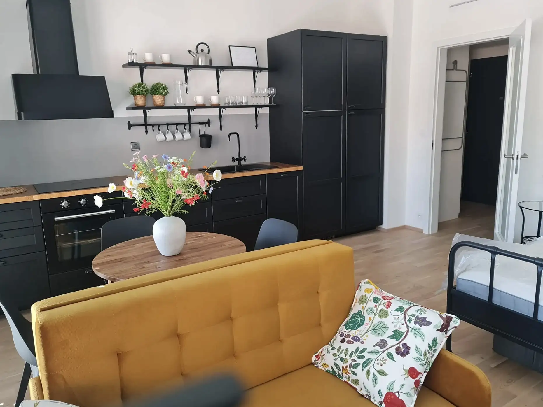 Pronájem moderní byt 1+kk 34 m² v novostavbě, Praha 5 Smíchov