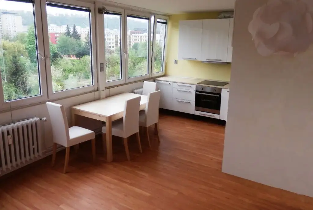 Pronájem bytu 3+kk 66 m², P-8 Karlín, ul. K Olympiku