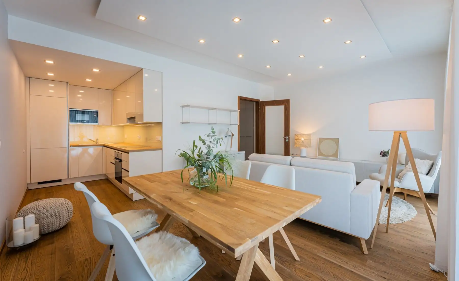 Pronájem bytu 2+kk 67 m², Čumpelíkova, Praha 8 - Kobylisy