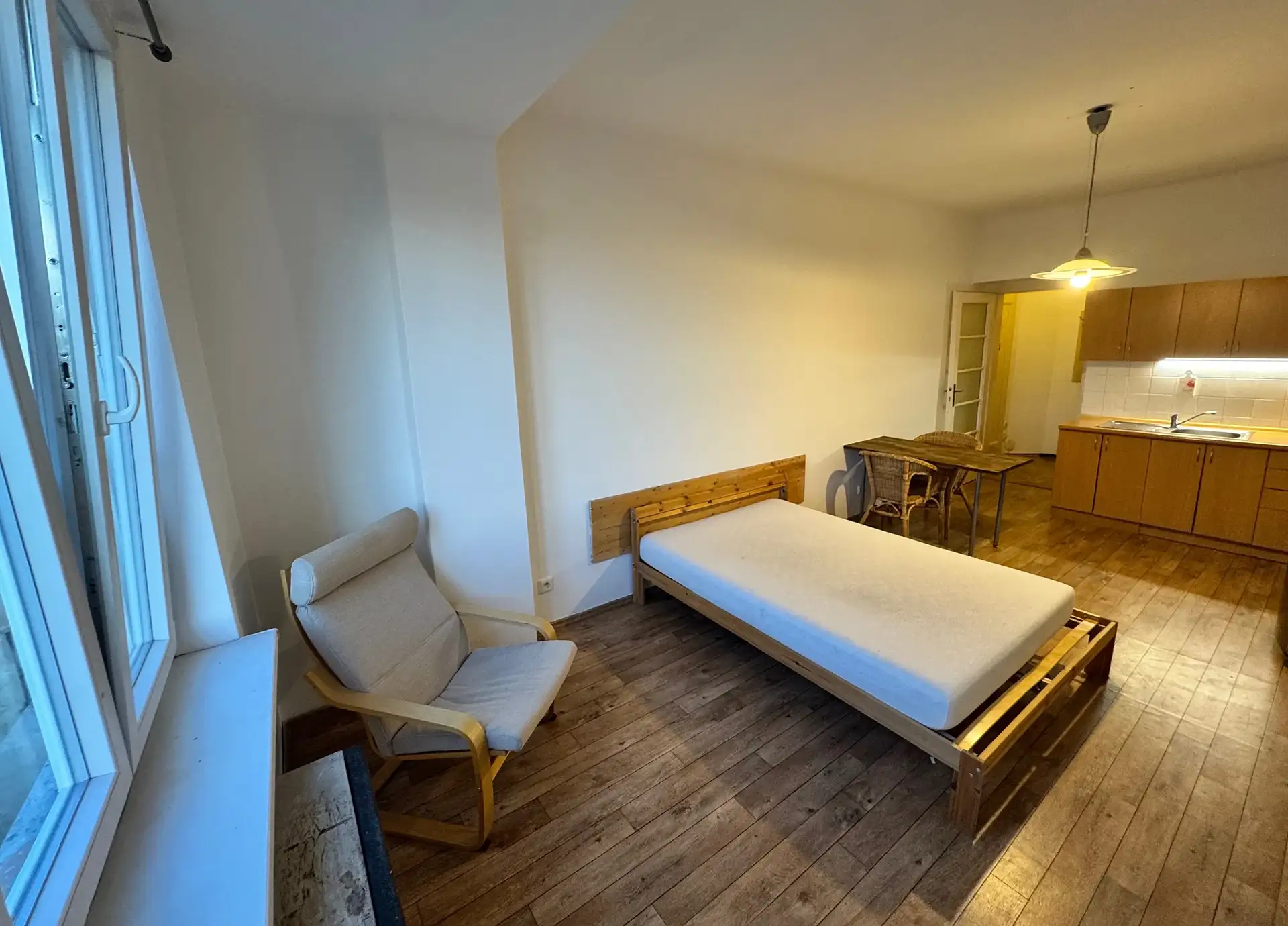 ✨ ÚTULNÝ BYT 1+KK 22 m² V NUSLÍCH — V BLÍZKOSTI CENTRA ✨