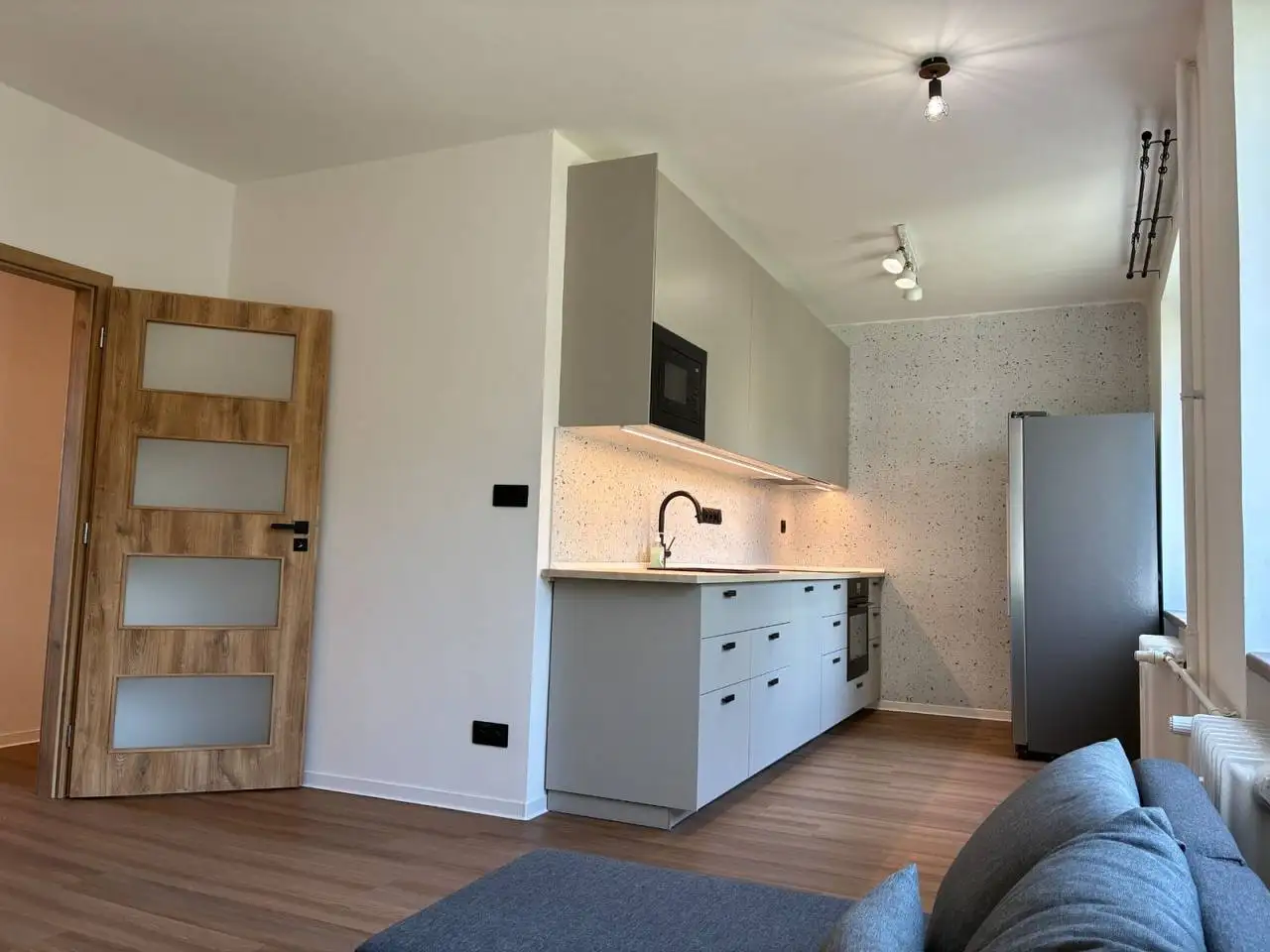 Pronájem světlého bytu 3+kk 62 m² po kompletní rekonstrukci, Praha 6 – Vokovice