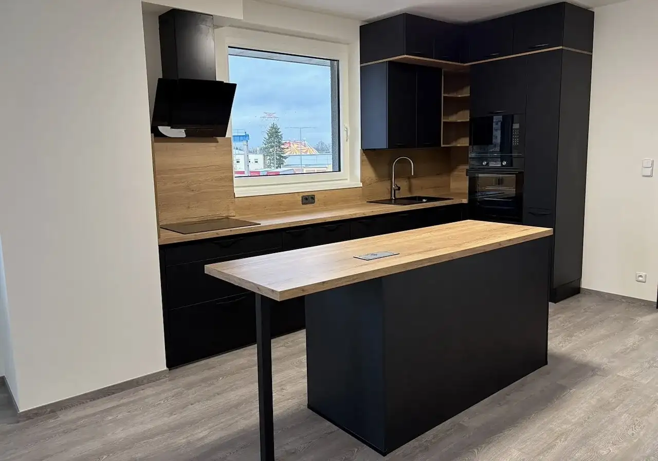 Pronájem bytu 3+kk 104 m² Praha 9 Prosek, Nad Krocínkou