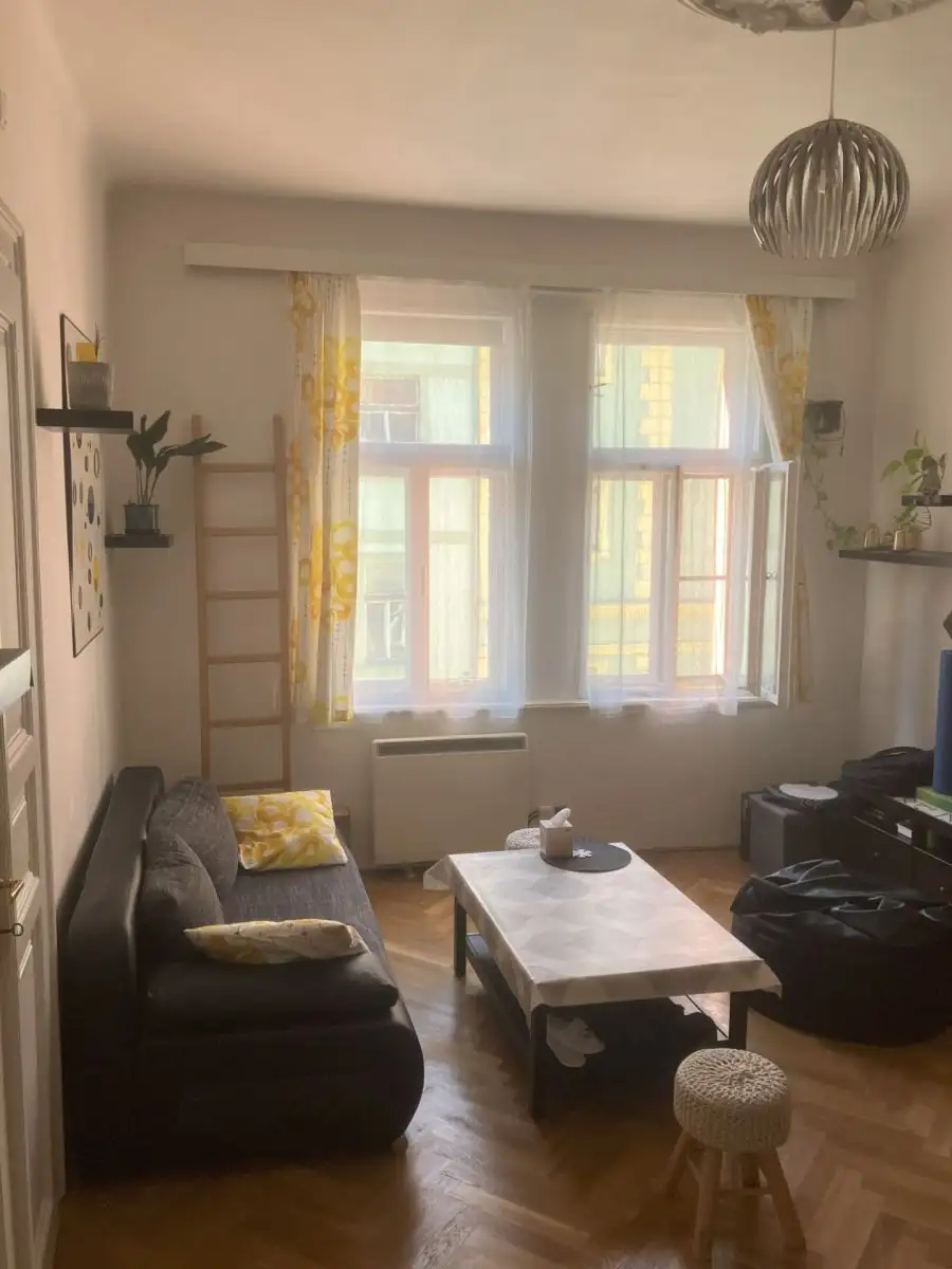 Pronájem bytu 2+kk 45 m², Karlín – Thámova, dostupné od 1. 5. 2026