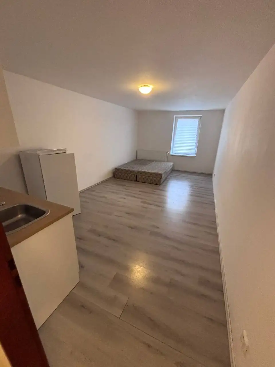 Pronájem 1+kk 23 m², Praha 6 Vokovice (Kladenská) – 2 min od metra A Bořislavka